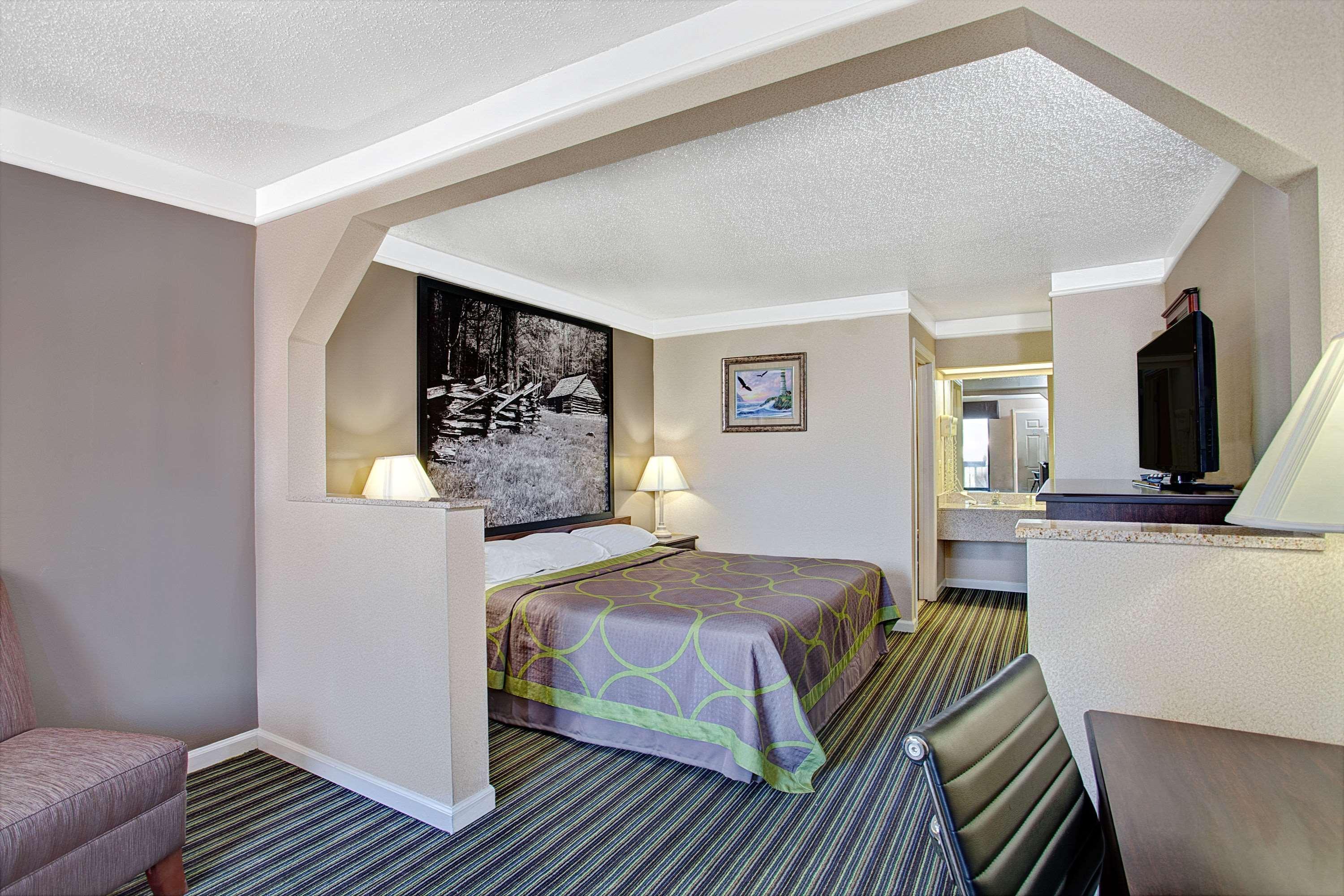 Super 8 By Wyndham Knoxville East Eksteriør bilde